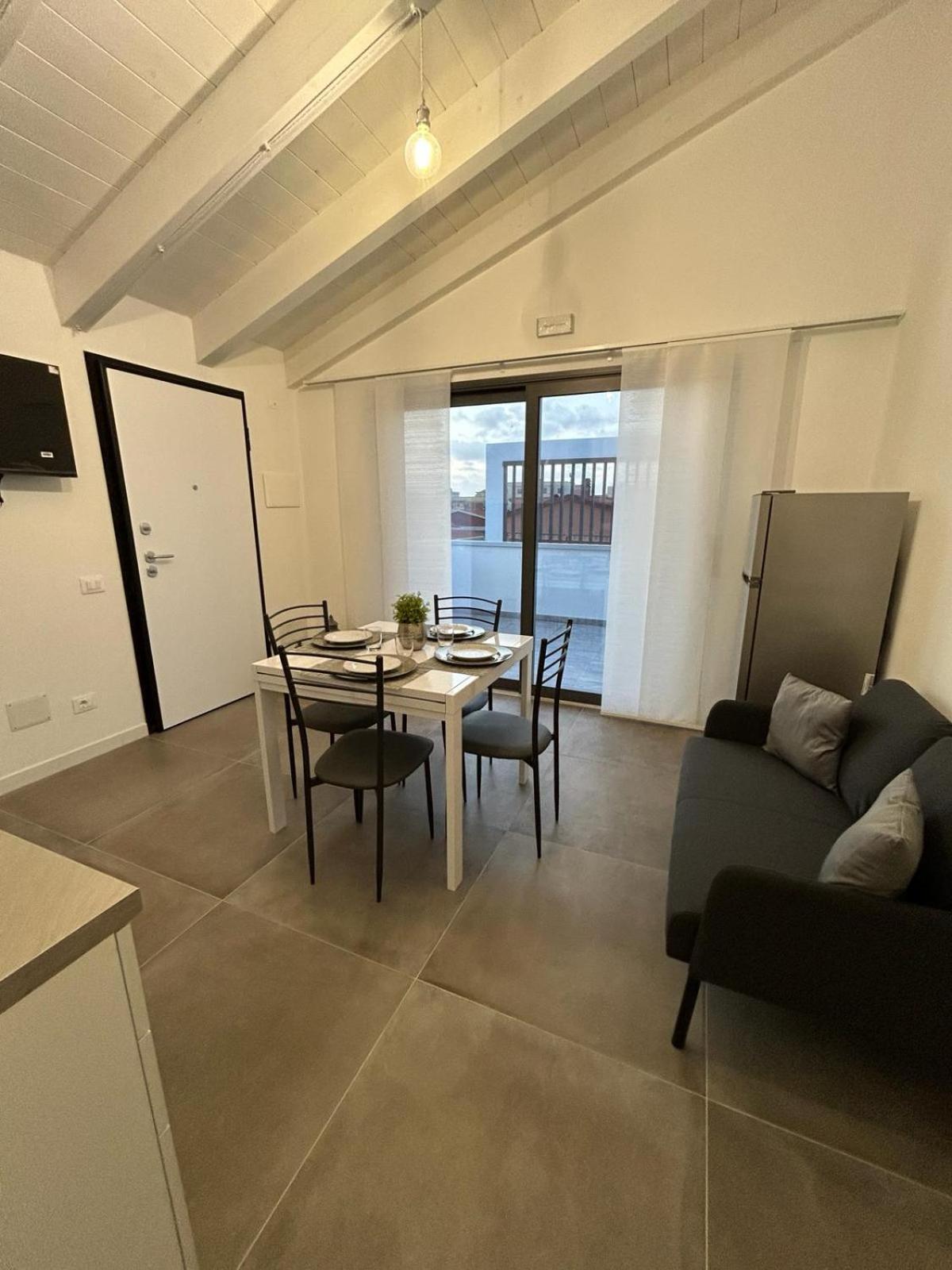 Family House Apartment Porto Torres Exterior foto