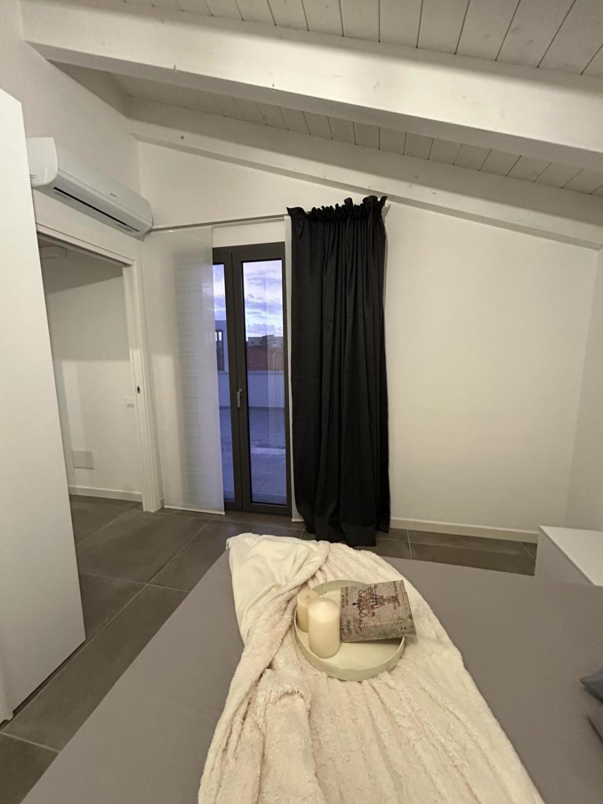 Family House Apartment Porto Torres Exterior foto