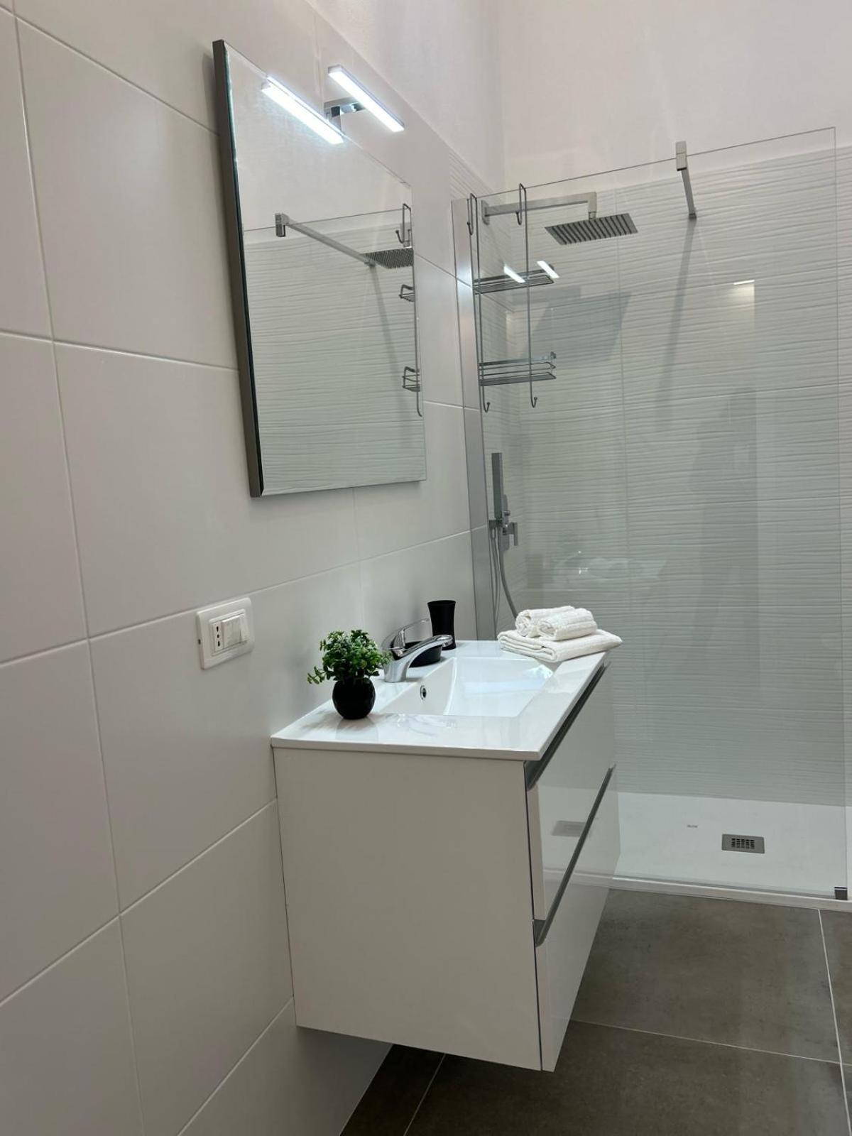 Family House Apartment Porto Torres Exterior foto